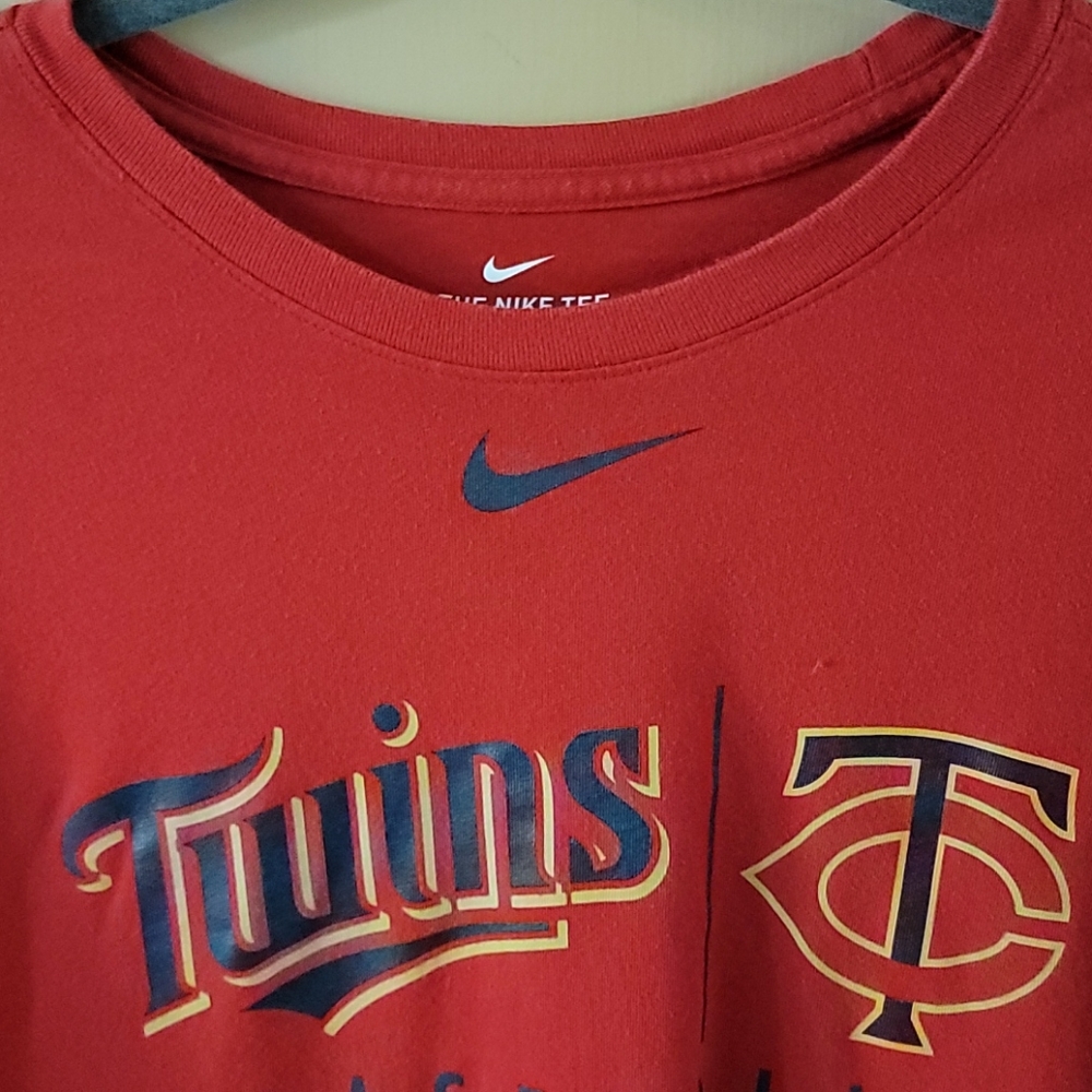 Nike Dri-Fit Minnesota Twins Shirt Sz XL - Picture 2 of 4